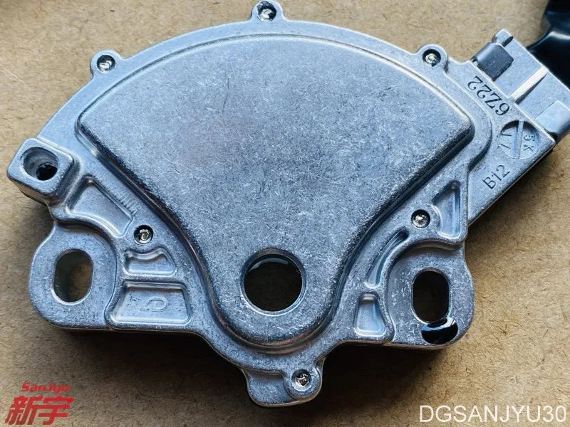 PAJERO V70WV90WV80W PAJEROSPORT KH0W V5A TRANSMISSION SWITCH,A/T CASE INHIBITOR Gear switch 8604A053