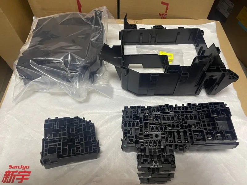 Outlander3 BOX ASSY,RELAY, 2013-2021