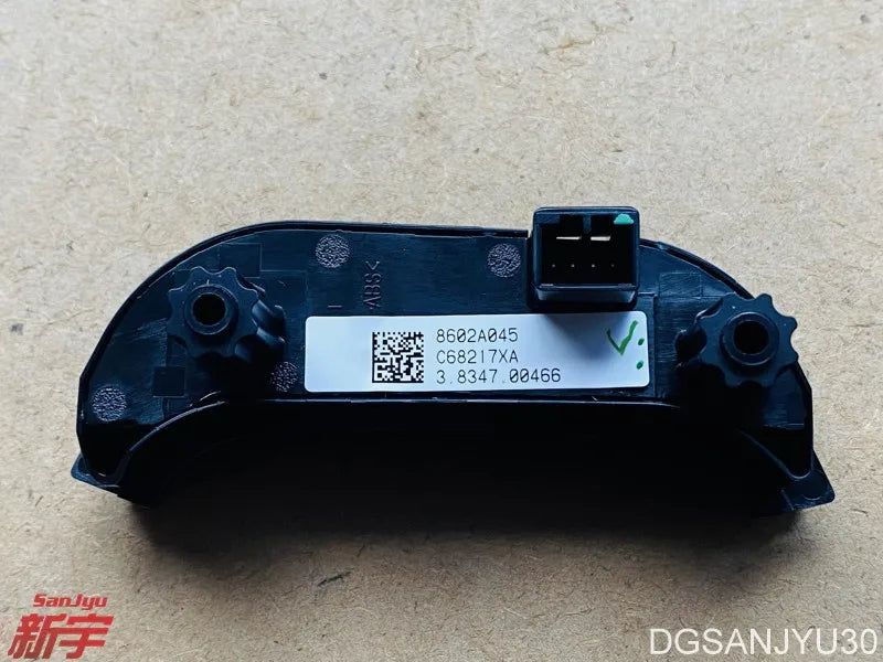 PAJERO4 V90WV80W SWITCH,CRUISE CONTROL,UMBER LED 8602A045 GENUINE