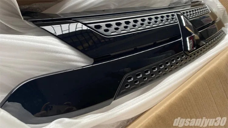 OUTLANDER3 GF0W GG0W GRILLE ASSY,RADIATOR 2021MY all black