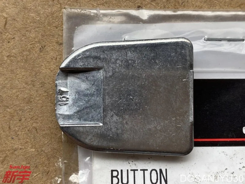 LANCER OUTLANDER PAJERO ALL MODEL BUTTON,WINDSHIELD GLASS MR306799