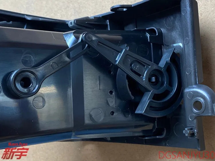 PAJERO V93V97V87 AIR OUTLET,INSTRUMENT PANEL SIDE,LH LEFT 8030A059XA MY2008-2014