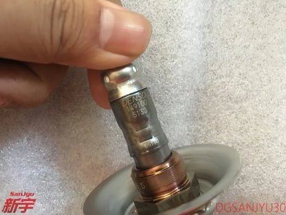 OUTLANDER3 GF78W ASX ECLIPSECROSS GK2W SENSOR,ENG CONTROL OXYGEN 1588A305 GENUINE