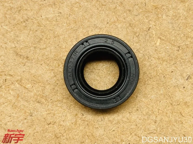 PAJERO V46V43V45V88V98 SPORT K96W KR1.3.5W KS1.2.3W  OIL SEAL,A/T CONVERTER HOUSING MR166223