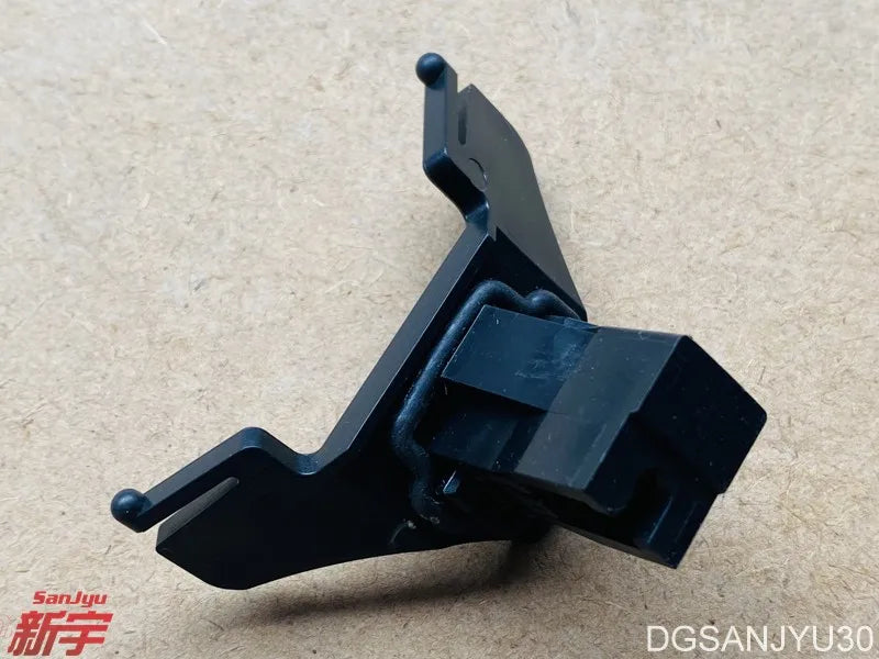 LANCER CY0A ASX ECLIPSECROSS GRANDIS HOOK,FUEL FILLER LID MN105404