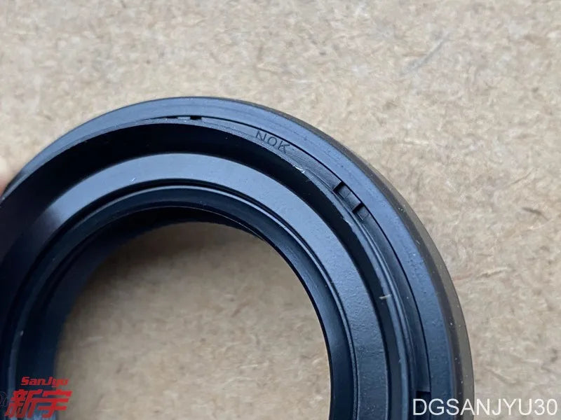 OIL SEAL,NOK BH0220E 35*58*11