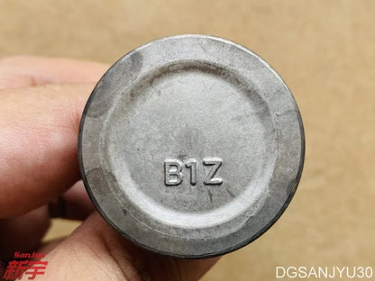Outlander ASA LANCER DELICA D5 4b1/4j1engine VALVE,INLET 1010A400(1010A243) GENUINE