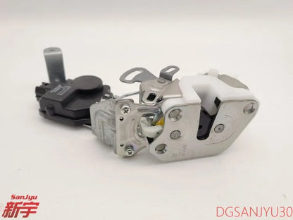 PAJERO3 V60V70 LATCH,BACK DOOR LATCH,TAILGATE GENUINE MR432775 MY2000-2004
