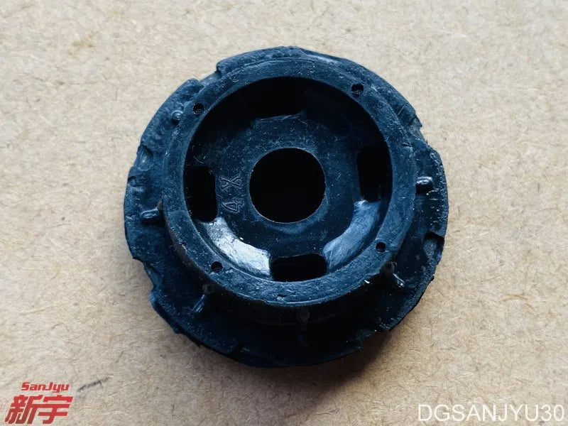 Outlander2 CW0W ASX GA0W LANCER10 CY0A XPANDER NC0W INSULATOR,RADIATOR SUPPORT,LOWER MN135618