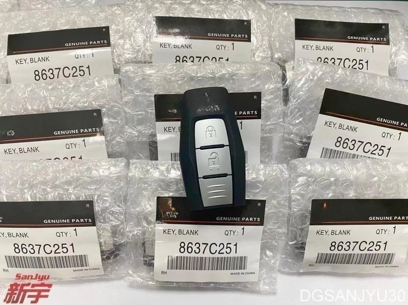 OUTLANDER4 GM0W KEY,KEYLESS OPERATION BLANK 2SWITCH 8637C251 Opening and closing the door remote control