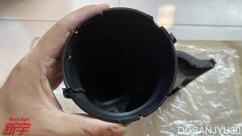 PAJERO V70V80V90V60 DUCT,AIR CLEANER INTAKE MR431309