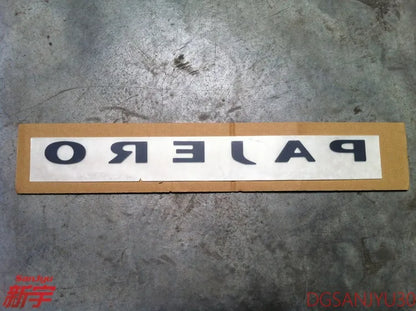 PAJERO V80V90W PAJERO MARK LOGO SILVER 7415A151HA