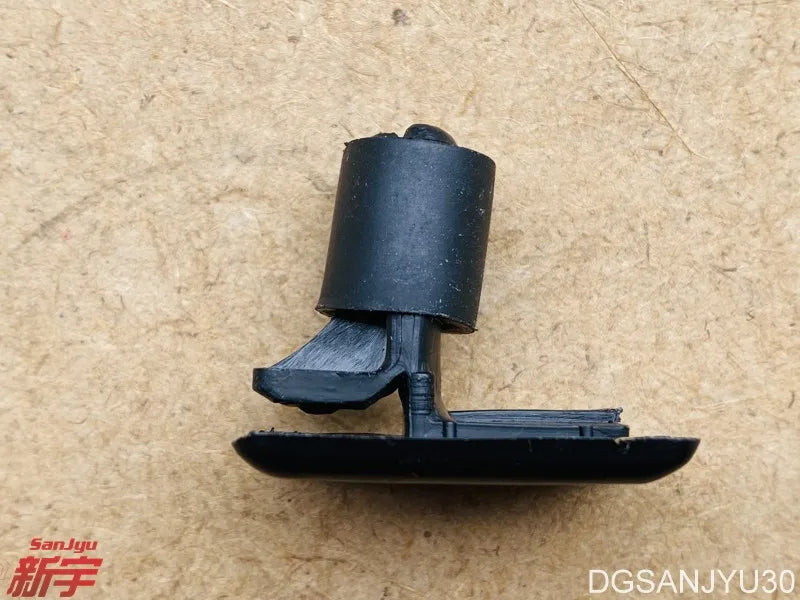 LANCER CS0A GALANT EA0A PAJERO V70V60 STOPPER,GLOVEBOX MB326033