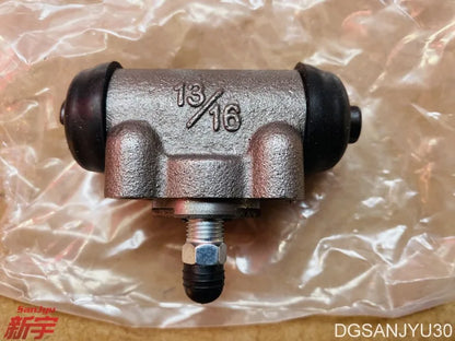 PAJERO IO H77W H76W CYLINDER ASSY,RR BRAKE,RIGHT SIDE W BLEEDER 13/16" MR407141