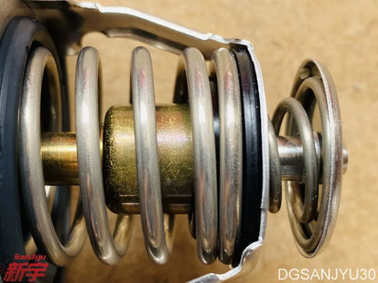 OUTLANDER2 CW6W PAJEROSPORT KH6W KR5W KS5W 6B31 3.0  THERMOSTAT KIT 82°C MD194988 GENUINE