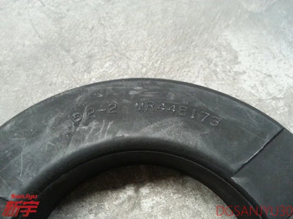 PAJERO3 4 V70V60V80V90W PAD,FRONT SUSP SPRING UPPER MR448173