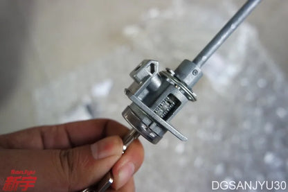 Outlander3 GF0W CYLINDER,FR DOOR LOCK,LH left front door lock core (with two small keys) locks domestic original  6369A158