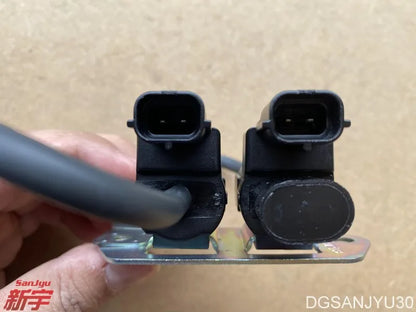 VALVE,FREEWHEEL CLUTCH CONTROL SOLENOID MR534632 PAJERO IO H76WH77WH65WH67W