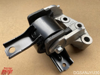 OUTLANDER2 CW6W 6B31 3.0V6 BRACKET,ENG FR MOUNTING engine mount glue RH MN184296 GENUINE