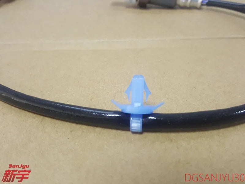 PAJERO V90V80W SENSOR,ENG CONTROL OXYGEN MN158916 MN158917 MN158918 MN158670