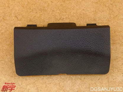 PAJERO V90V80 COVER,STEERING WHEEL,LWR 4400A373XA OEM