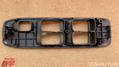 PAJERO3 MK3 V70W PANEL,FR DOOR POWER WINDOW SWITCH DRIVER SIDE,LH SILVER 8619A036HA Original