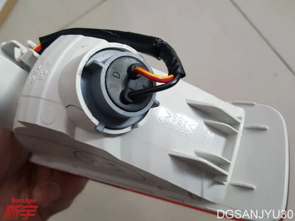 ASX GA0W  LAMP UNIT,FOG,REAR 8337A092 STANLEY