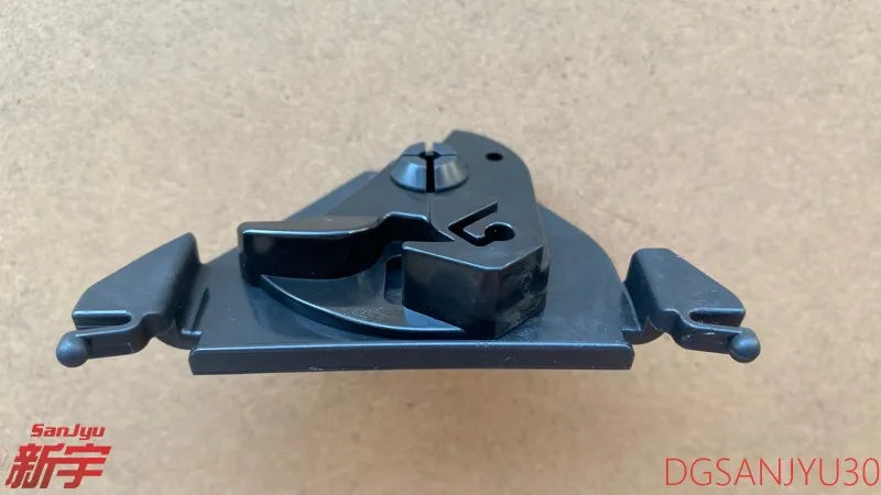 PAJERO2 V30V40 HOOK,FUEL FILLER LID MB669616 GENUINE