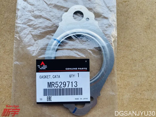 PAJERO V60V70V80V90 6G7XENGINEGASKET,CATALYTIC CONVERTER MR529713 GENUINE