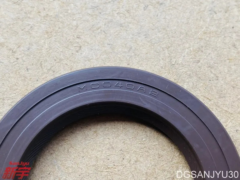 FOR Mazda 6 M2 M3 M5 M6 M8 CX7 gearbox front oil seal  FN11-19-241