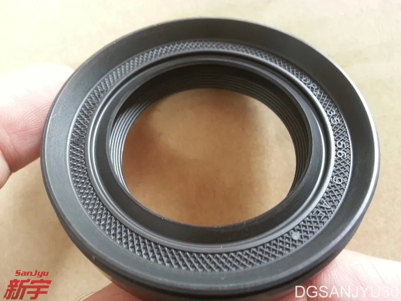 PAJERO IO H77H76 EVO LANCER ASX OUTLANDER OIL SEAL,T/M FR or RR DIFF CASE MD707184 GENUINE