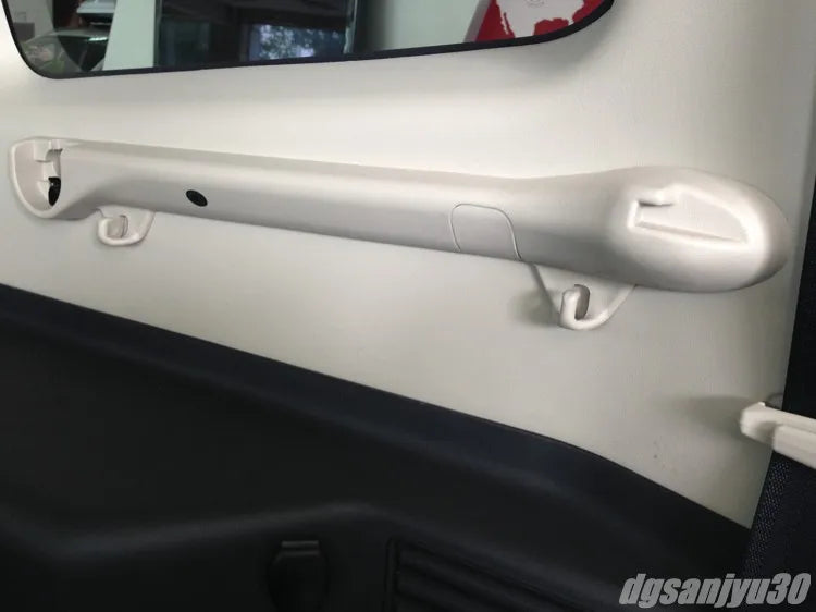 PAJERO4 V90 HOLDER,REAR SHELF 7237A071YA 7237A072YA BEIGE