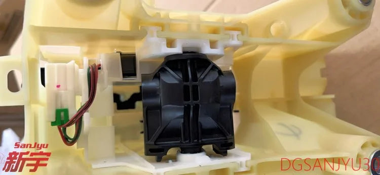 OUTLANDER3 GF0W LEVER ASSY,A/T SHIFT CVT GF8W