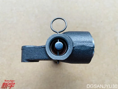 PAJERO L200 PAJEROSPORT GALANT L200 L300 L400 4G63 4G64 ENGINE ADJUSTER,TIMING BELT TENSIONER MD308587