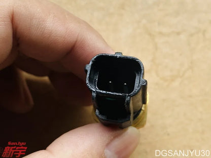 Pajero V31V33V73V77V93V97 IO H77W SENSOR UNIT,WATER TEMPERATURE SMD177572(as 1308A012)