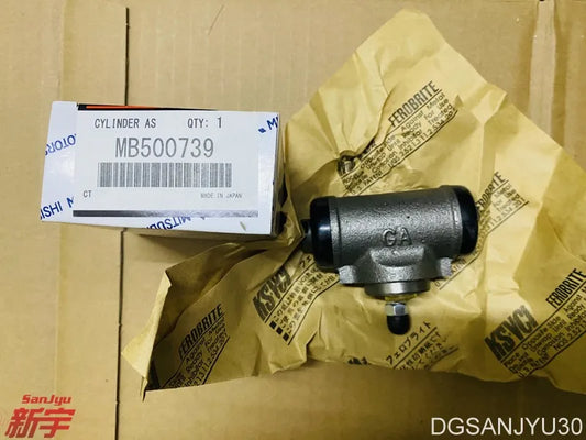 PAJERO V10V30 L200 K86W CYLINDER ASSY,RR BRAKE,RIGHT SIDE W BLEEDER 15/16" MB500739