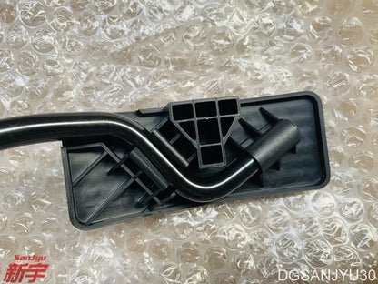 PAJERO4 V90V80W PEDAL,ACCEL 1600A013