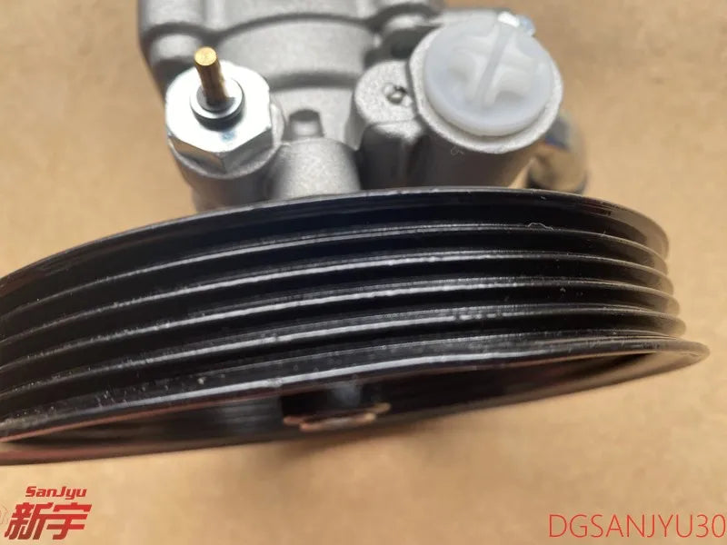 PAJERO IO H77 H65 OIL PUMP ASSY,P/S MR519445 MR455402