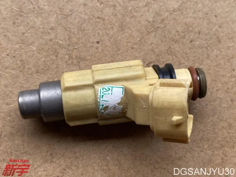 INJECTOR KIT,FUEL MR507252 USED GENUINE PAJERO IO H77W OUTLANDER1 CU4W SPACE WOGON N84W