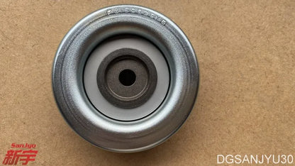 PAJERO3 4 V70V60V80V90W PULLEY,ALTERNATOR BELT IDLER MD368209