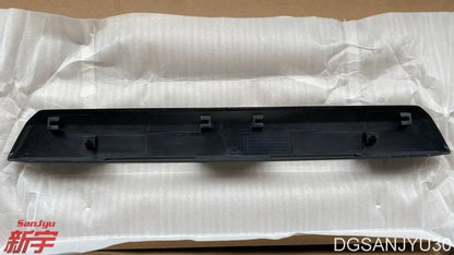 PAJERO V80V90W GARNISH,BACK DOOR LICENSE PLATE,UPR 6430A106XA 2007-2016