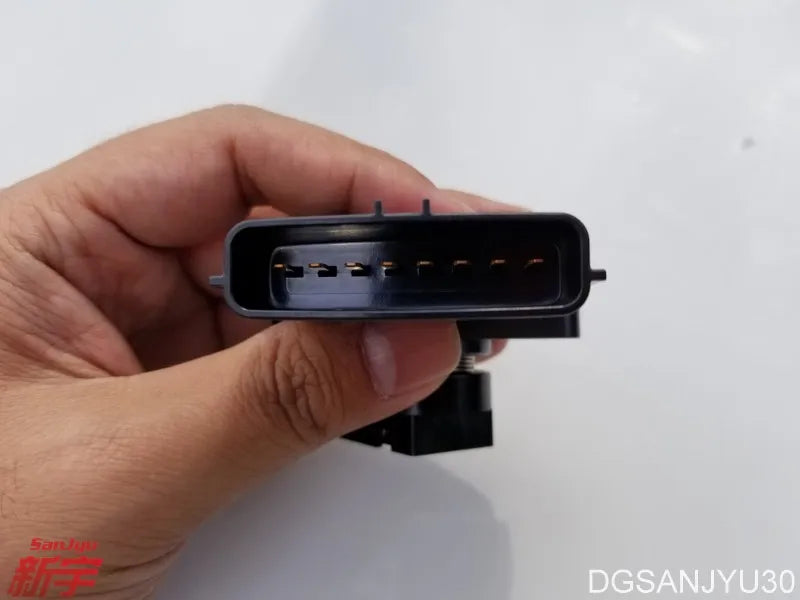 PAJERO V63V73V77V67 SENSOR,ACCEL MR988414
