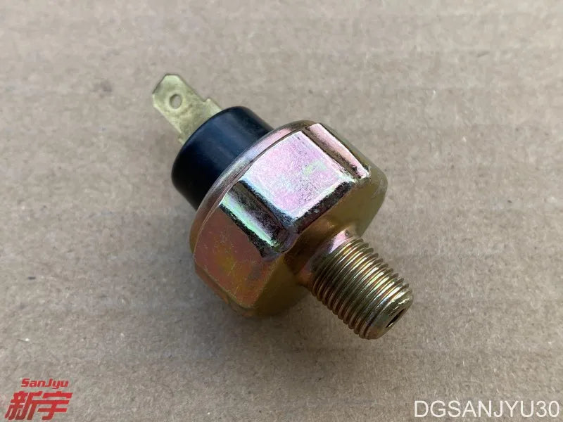 SWITCH,ENG OIL PRESSURE 83530-14030 MD138993 1258A002