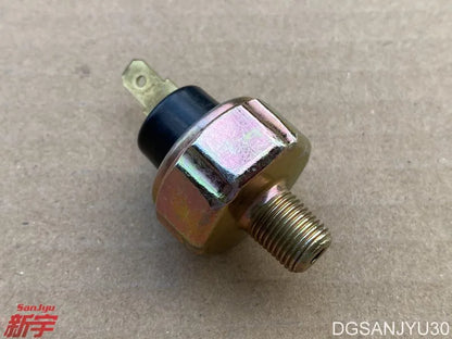 SWITCH,ENG OIL PRESSURE 83530-14030 MD138993 1258A002