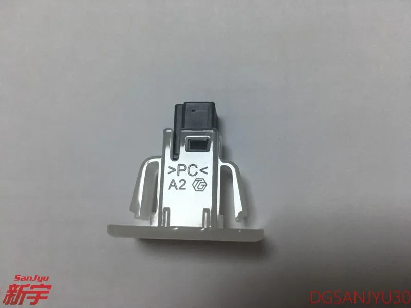 Outlander3 GF0W  LAMP,SPOT 8011B826  2017-2018