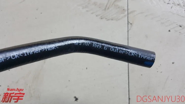 PAJERO3 4 V60V70V80V90W HOSE,P/S OIL PUMP RETURN MR418485