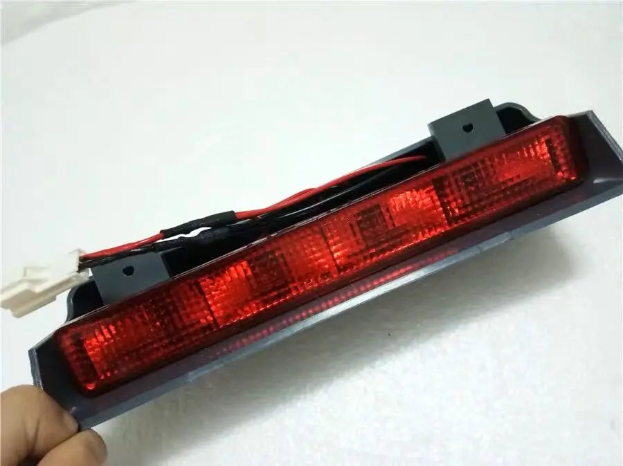 Pajero V20V30W LAMP ASSY,HIGH MOUNTED STOP