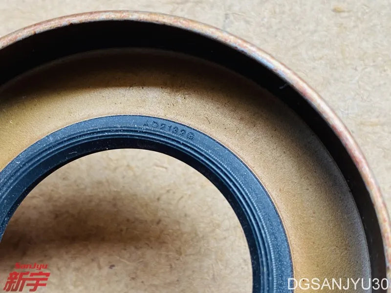 PAJERO IO H77H76 EVO LANCER OIL SEAL,FR DIFF DRIVE PINION MB393929
