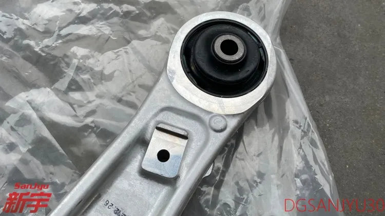 LANCER EVOLUTION X CZ4A EVO10 ARM ASSY,FRONT SUSP,LOWER RH 4013A182