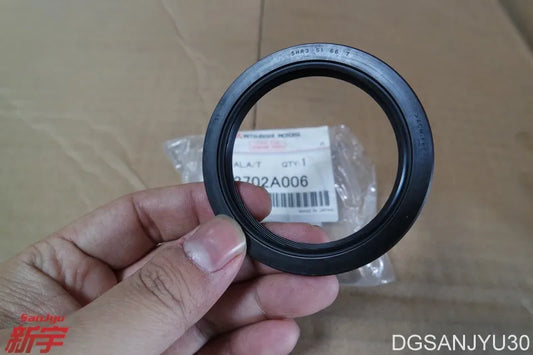 Outlander CW0W GF0W ASX GA0W LANCER CY0A CVT OIL SEAL,A/T CONVERTER HOUSING, 2702A006 GENUINE SH3 51 66 7